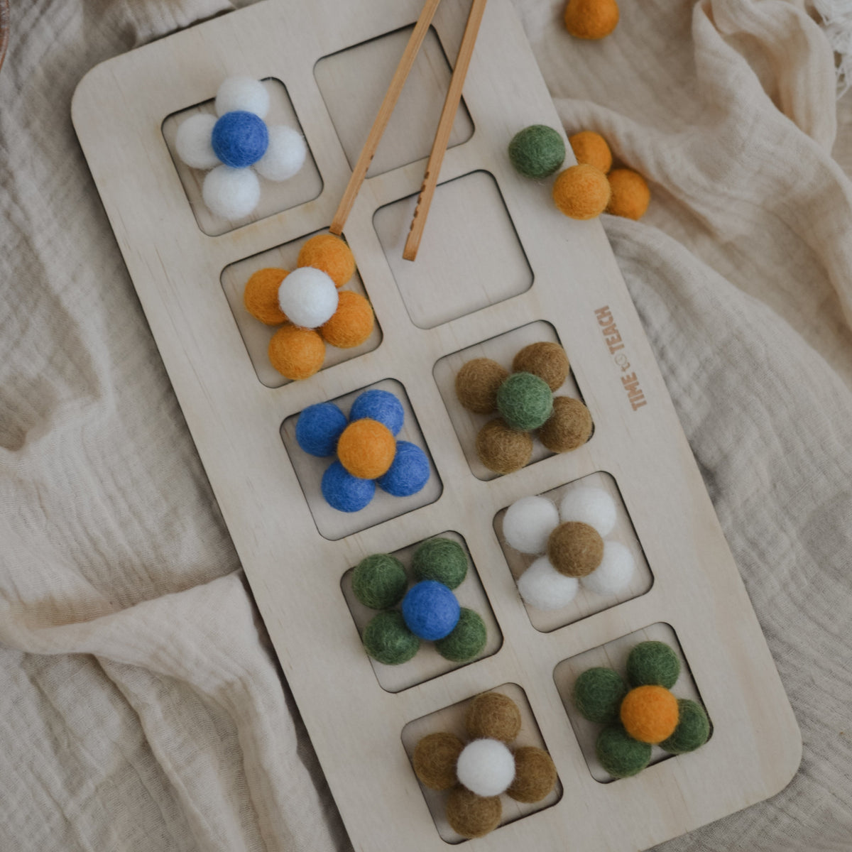 Felt Balls & Tongs Set