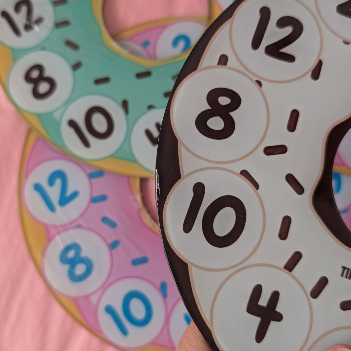 SECONDS Magnetic Arithmetic Donut (Single)